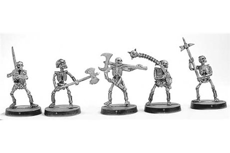 Skeleton Warriors with two handed weapons