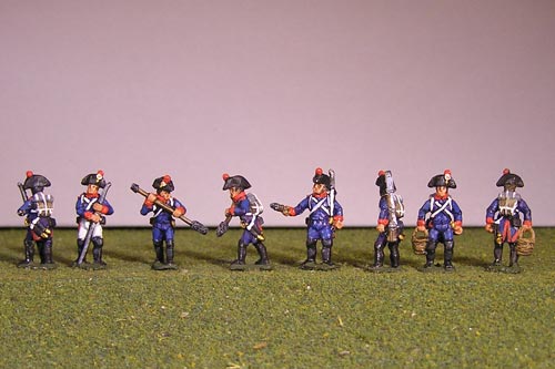 French artillerymen in Bicorne and long coats. (4 variants)