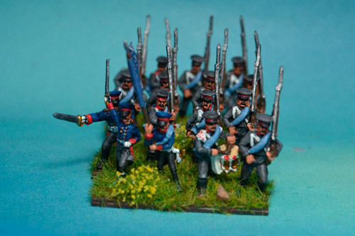 Prussian Reserve Infantry Marching in Caps with Command 12 figs